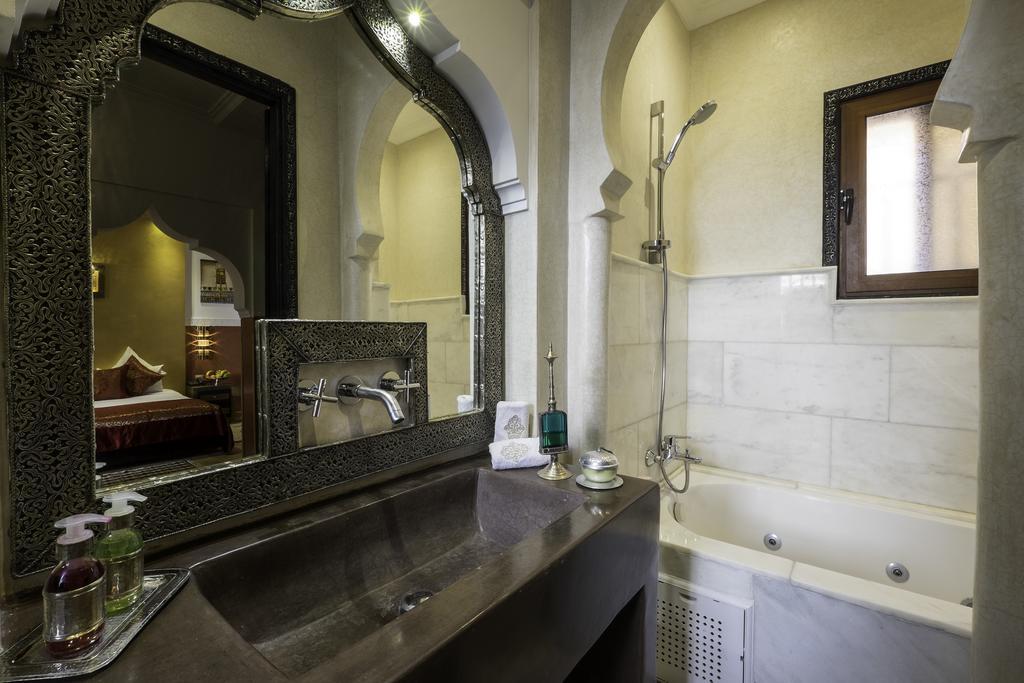 Imperial Suite,824966183:JPEG